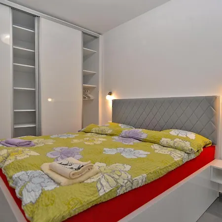 Apartment Djordjo 2295