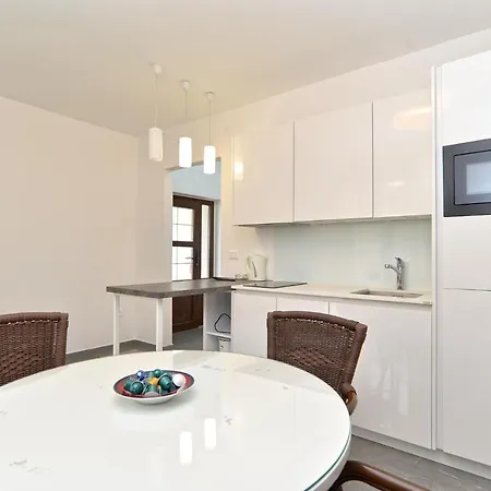Apartment Djordjo 2295