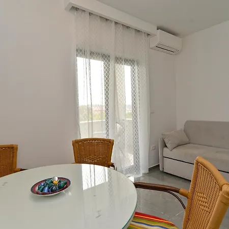 Apartment Djordjo 2295 Banjole